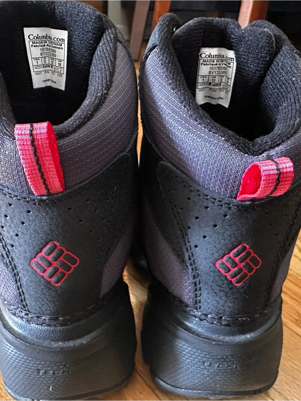 Columbia Kids Black Boots with Red Bungee Laces